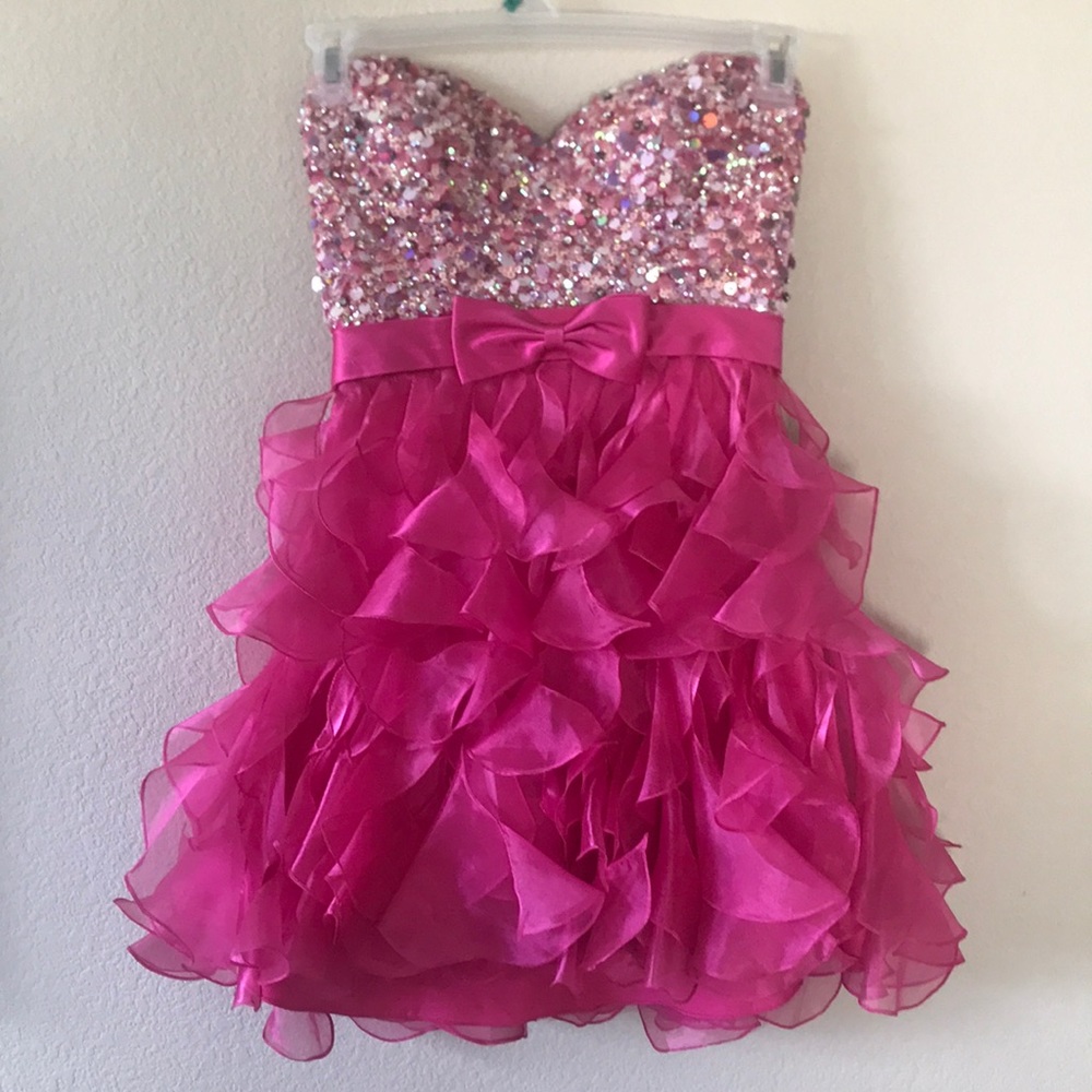 Sherri Hill homecoming dress